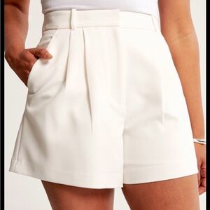 Abercrombie & Fitch High Waist Cream Shorts
